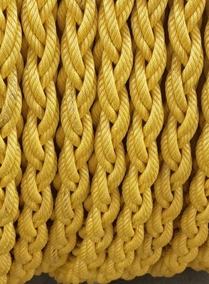สีเหลืองผสมสีเขียว 8 Strand Square Combination Rope 26mm 48mm For Marine