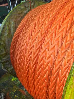 ความยาวที่ตัดเอง ทนทานต่อสารเคมีได้ดีเยี่ยม เชือก UHMWPE เกรดมารีน พร้อมความแข็งแรงในการรับแรงดึงสูง