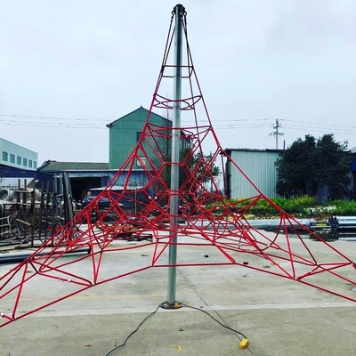 Pyramid Playset Custom Climbing Net 8x8x6m สำหรับอุปกรณ์สนามเด็กเล่น